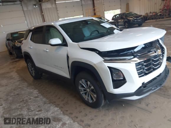 ✅ 2026 Chevrolet Equinox FWD LT • VIN: 3GNAXHEG0TL104474 • Lot: 43293298. Wystawiony na IAAI z przebiegiem 2 130 mil. Bezpłatny archiwum sprzedaży aukcyjnych z USA i szczegółowy raport historii pojazdu na DreamBid. Zdjęcie 1.