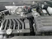 ✅ 2018 Volkswagen Atlas SE • VIN: 1V2PR2CAXJC538644 • Lot: 61592815. Wystawiony na Copart z przebiegiem 90 934 mil. Bezpłatny archiwum sprzedaży aukcyjnych z USA i szczegółowy raport historii pojazdu na DreamBid. Zdjęcie 14.