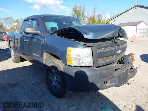 ✅ 2011 Chevrolet Silverado 1500 Work Truck • VIN: 1GCRCPEX3BZ418368 • Lot: 43428812. Listed on IAAI with 205,396 mi. Free auction sales archive from the USA and detailed vehicle history report at DreamBid. Image 1.