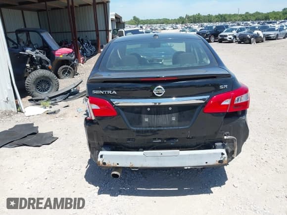 ✅ 2018 Nissan Sentra SV • VIN: 3N1AB7AP0JY216878 • Lot: 42842606. Wystawiony na IAAI z przebiegiem 121 296 mil. Bezpłatny archiwum sprzedaży aukcyjnych z USA i szczegółowy raport historii pojazdu na DreamBid. Zdjęcie 15.