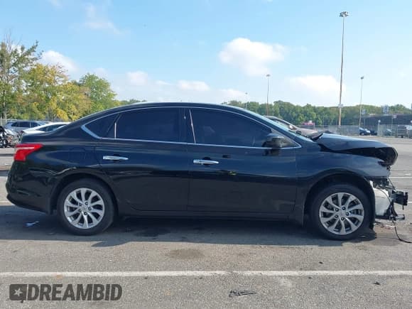 ✅ 2019 Nissan Sentra SR • VIN: 3N1AB7AP6KY397096 • Lot: 43202587. Listed on IAAI with 47,983 mi. Free auction sales archive from the USA and detailed vehicle history report at DreamBid. Image 13.
