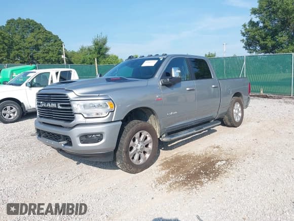 ✅ 2024 Ram 2500 Laramie • VIN: 3C6UR5FL6RG144089 • Лот: 42862933. Опубликован ранее на IAAI с пробегом 37 206 миль. Бесплатный доступ к архиву аукционных продаж из США и подробный отчёт об истории автомобиля на DreamBid. Изображение 17.