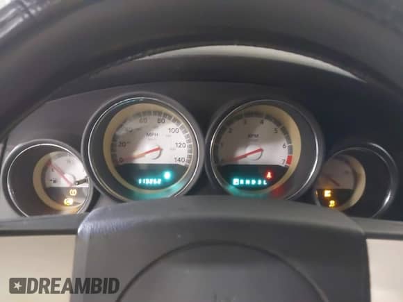 2010 Dodge Charger SXT z VIN 2B3CA3CV9AH116962, wystawiony jako IAAI lot #43141447 z przebiegiem 120 000 mil mil oraz . Historia ofert i sprzedaży dostępna na DreamBid. Obrazek 7.