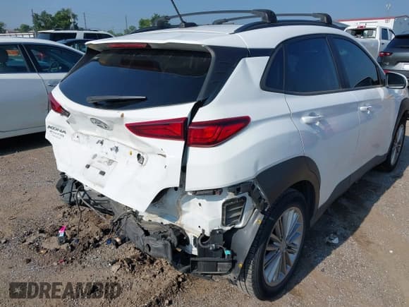 ✅ 2021 Hyundai Kona SEL • VIN: KM8K22AA9MU747774 • Lot: 42882006. Listed on IAAI with 79,336 mi. Free auction sales archive from the USA and detailed vehicle history report at DreamBid. Image 18.