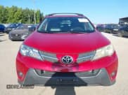 ✅ 2015 Toyota RAV4 LE • VIN: JTMZFREV4FD061576 • Lot: 42958797. Wystawiony na IAAI z przebiegiem 275 584 mil. Bezpłatny archiwum sprzedaży aukcyjnych z USA i szczegółowy raport historii pojazdu na DreamBid. Zdjęcie 12.