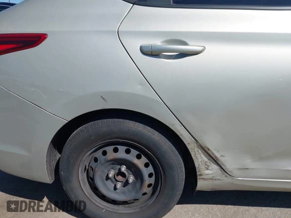 ✅ 2019 Hyundai Accent SE • VIN: 3KPC24A37KE087123 • Лот: 41837687. Опубликован ранее на IAAI с пробегом 99 443 миль. Бесплатный доступ к архиву аукционных продаж из США и подробный отчёт об истории автомобиля на DreamBid. Изображение 6.