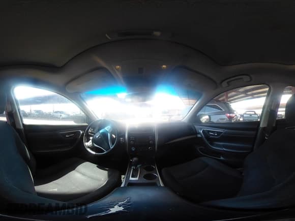 ✅ 2015 Nissan Altima SV • VIN: 1N4AL3AP8FC496588 • Lot: 43169083. Wystawiony na IAAI z przebiegiem 148 344 mil. Bezpłatny archiwum sprzedaży aukcyjnych z USA i szczegółowy raport historii pojazdu na DreamBid. Zdjęcie 18.