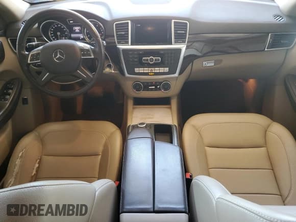 ✅ 2014 Mercedes-Benz M 350 • VIN: 4JGDA5HB5EA274552 • Lot: 84421385. Listed on Copart with 140,645 mi. Free auction sales archive from the USA and detailed vehicle history report at DreamBid. Image 8.