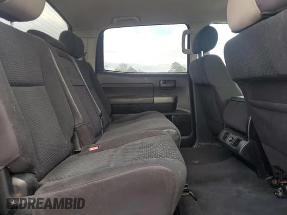 ✅ 2011 Toyota Tundra • VIN: 5TFDM5F16BX019620 • Lot: 46541795. Wystawiony na Copart z przebiegiem 235 993 mil. Bezpłatny archiwum sprzedaży aukcyjnych z USA i szczegółowy raport historii pojazdu na DreamBid. Zdjęcie 10.