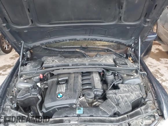 ✅ 2009 BMW 3 Series 328i • VIN: WBAPH77579NM27741 • Lot: 43732908. Listed on IAAI with 242,020 mi. Free auction sales archive from the USA and detailed vehicle history report at DreamBid. Image 10.