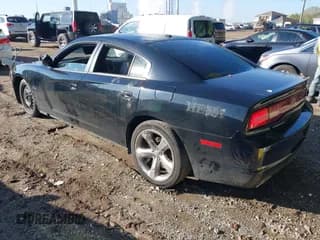 ✅ 2012 Dodge Charger RT Plus • VIN: 2C3CDXCT5CH122213 • Lot: 43313497. Wystawiony na IAAI z przebiegiem 181 471 mil. Bezpłatny archiwum sprzedaży aukcyjnych z USA i szczegółowy raport historii pojazdu na DreamBid. Zdjęcie 3.