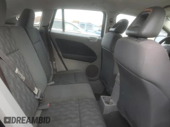 ✅ 2007 Dodge Caliber • VIN: 1B3HB28B47D213066 • Лот: 91195915. Опубликован ранее на Copart с пробегом 191 006 миль. Бесплатный доступ к архиву аукционных продаж из США и подробный отчёт об истории автомобиля на DreamBid. Изображение 10.