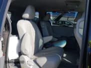 ✅ 2013 Toyota Sienna XLE AAS • VIN: 5TDYK3DC4DS390171 • Лот: 42766749. Опубликован ранее на IAAI с пробегом 111 645 миль. Бесплатный доступ к архиву аукционных продаж из США и подробный отчёт об истории автомобиля на DreamBid. Изображение 8.