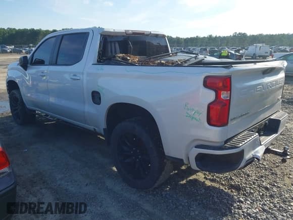 ✅ 2021 Chevrolet Silverado 1500 RST • VIN: 3GCUYEEL7MG279622 • Lot: 43081221. Listed on IAAI with 138,000 mi. Free auction sales archive from the USA and detailed vehicle history report at DreamBid. Image 3.
