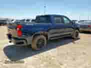 2022 Chevrolet Silverado 1500 Custom z VIN 1GCPDBEK8NZ591352, wystawiony jako Copart lot #65209115 z przebiegiem 57 351 mil mil oraz Czysty tytuł • Clean title. Historia ofert i sprzedaży dostępna na DreamBid. Obrazek 3.