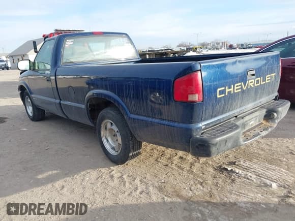 ✅ 2000 Chevrolet S-10 • VIN: 1GCCS1453Y8211791 • Лот: 41405891. Опубликован ранее на IAAI с пробегом 164 392 миль. Бесплатный доступ к архиву аукционных продаж из США и подробный отчёт об истории автомобиля на DreamBid. Изображение 3.