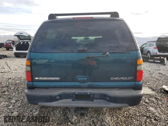 ✅ 2005 Chevrolet Suburban Z71 • VIN: 3GNFK16ZX5G275563 • Лот: 85082084. Опубликован ранее на Copart с пробегом 217 164 миль. Бесплатный доступ к архиву аукционных продаж из США и подробный отчёт об истории автомобиля на DreamBid. Изображение 6.