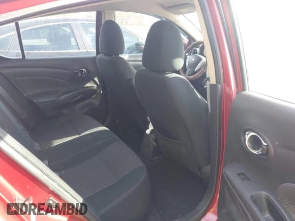 ✅ 2019 Nissan Versa SV • VIN: 3N1CN7AP5KL858723 • Lot: 43663406. Listed on IAAI with 135,371 mi. Free auction sales archive from the USA and detailed vehicle history report at DreamBid. Image 8.