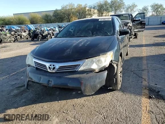 ✅ 2012 Toyota Camry XLE • VIN: 4T4BF1FK2CR172101 • Лот: 87482145. Опубликован ранее на Copart с пробегом 180 743 миль. Бесплатный доступ к архиву аукционных продаж из США и подробный отчёт об истории автомобиля на DreamBid. Изображение 14.