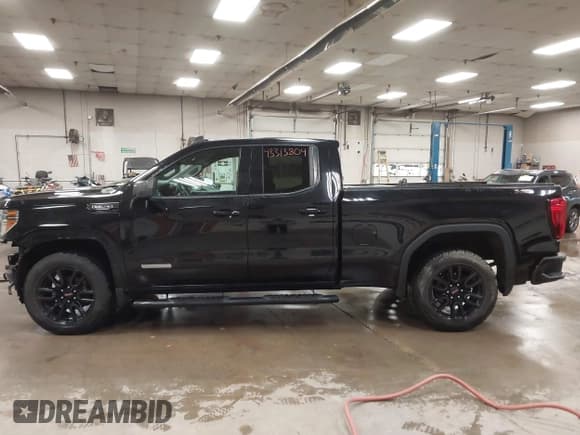 ✅ 2019 GMC Sierra 1500 Elevation • VIN: 1GTR9CED6KZ329195 • Lot: 43313804. Wystawiony na IAAI z przebiegiem 57 493 mil. Bezpłatny archiwum sprzedaży aukcyjnych z USA i szczegółowy raport historii pojazdu na DreamBid. Zdjęcie 15.
