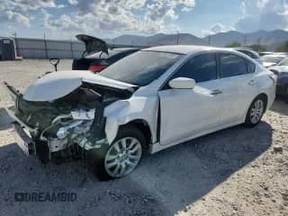 2015 Nissan Altima S z VIN 1N4AL3AP9FC274514, wystawiony jako Copart lot #80617355 z przebiegiem 141 611 mil mil oraz Szkoda całkowita • Salvage title. Historia ofert i sprzedaży dostępna na DreamBid. Obrazek 1.