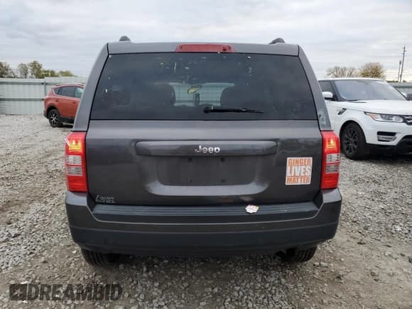 ✅ 2014 Jeep Patriot Sport • VIN: 1C4NJPBBXED848669 • Lot: 82624355. Wystawiony na Copart z przebiegiem 196 167 mil. Bezpłatny archiwum sprzedaży aukcyjnych z USA i szczegółowy raport historii pojazdu na DreamBid. Zdjęcie 6.
