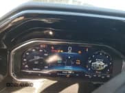 ✅ 2024 Chevrolet Silverado 2500HD LT • VIN: 2GC4YNE71R1262804 • Lot: 86073215. Wystawiony na Copart z przebiegiem 34 039 mil. Bezpłatny archiwum sprzedaży aukcyjnych z USA i szczegółowy raport historii pojazdu na DreamBid. Zdjęcie 9.