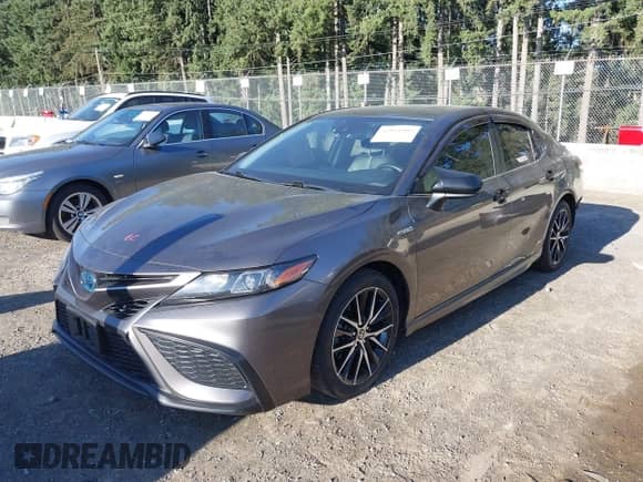 2021 Toyota Camry Hybrid SE с VIN 4T1G31AK8MU030529, выставлен на аукционе IAAI как лот 42951402 с пробегом 155 788 миль миль и . История ставок и продаж доступна на DreamBid. Изображение 18.