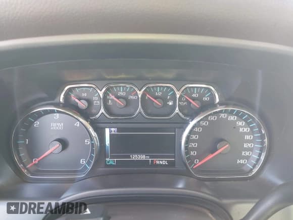 ✅ 2018 Chevrolet Silverado 1500 LT • VIN: 3GCPCREC3JG549623 • Lot: 43623946. Wystawiony na IAAI z przebiegiem 125 398 mil. Bezpłatny archiwum sprzedaży aukcyjnych z USA i szczegółowy raport historii pojazdu na DreamBid. Zdjęcie 7.