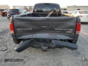 ✅ 2004 Dodge Dakota • VIN: 1D7GL12K94S736963 • Lot: 83074694. Wystawiony na Copart z przebiegiem 153 698 mil. Bezpłatny archiwum sprzedaży aukcyjnych z USA i szczegółowy raport historii pojazdu na DreamBid. Zdjęcie 6.