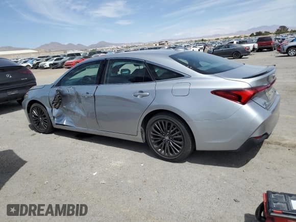 ✅ 2020 Toyota Avalon Hybrid XSE • VIN: 4T1E21FB3LU014885 • Лот: 53574935. Опубликован ранее на Copart с пробегом 65 173 миль. Бесплатный доступ к архиву аукционных продаж из США и подробный отчёт об истории автомобиля на DreamBid. Изображение 2.