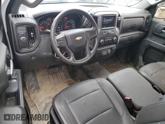 2022 Chevrolet Silverado 1500 Work Truck z VIN 3GCNWAEK6NG185680, wystawiony jako Copart lot #85725755 z przebiegiem 81 374 mil mil oraz Szkoda całkowita • Salvage title. Historia ofert i sprzedaży dostępna na DreamBid. Obrazek 8.