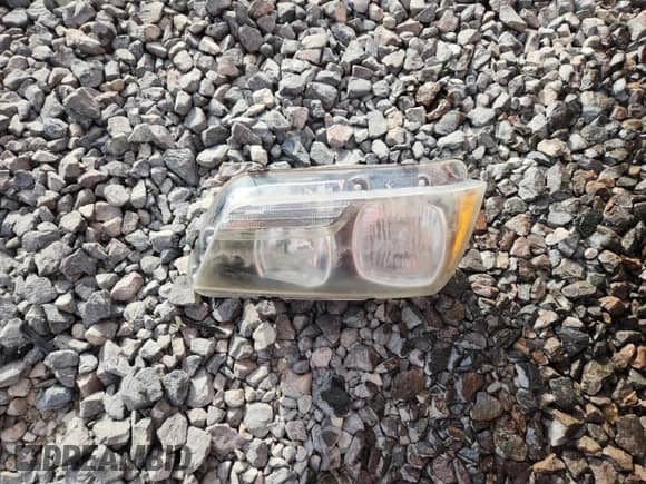 2011 Dodge Charger SE with VIN 2B3CL3CG0BH591445, listed as a Copart auction lot 84644175 with 218,463 mi miles and Salvage title. Bid and sale history available at DreamBid. Image 12.