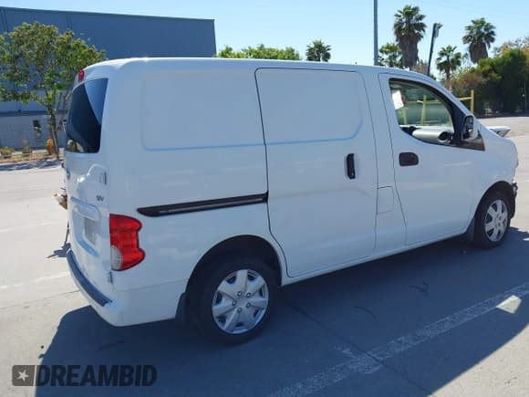 ✅ 2015 Nissan NV200 SV • VIN: 3N6CM0KN7FK716564 • Lot: 42646079. Listed on IAAI with 128,628 mi. Free auction sales archive from the USA and detailed vehicle history report at DreamBid. Image 4.