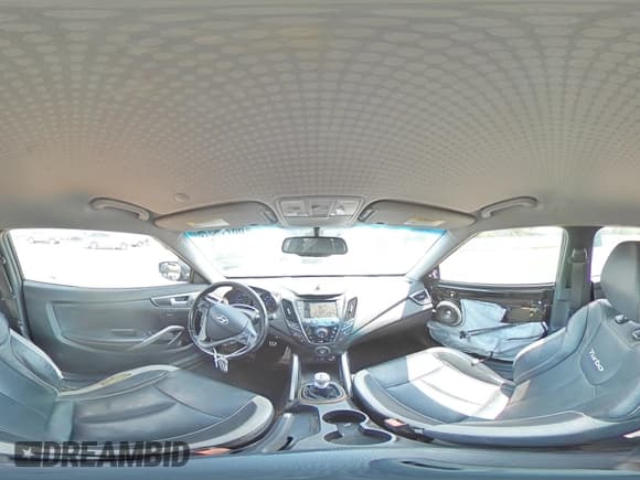 ✅ 2015 Hyundai Veloster Turbo • VIN: KMHTC6AE6FU233699 • Lot: 66716325. Wystawiony na Copart z przebiegiem 111 794 mil. Bezpłatny archiwum sprzedaży aukcyjnych z USA i szczegółowy raport historii pojazdu na DreamBid. Zdjęcie 15.