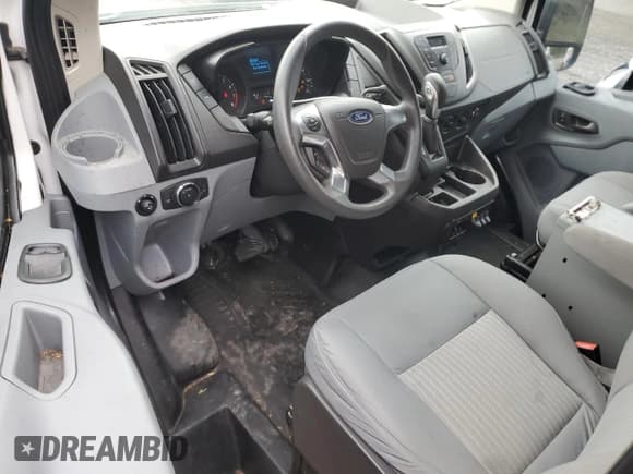 ✅ 2017 Ford Transit • VIN: 1FTYR2YM2HKB51983 • Lot: 56053945. Wystawiony na Copart z przebiegiem 143 786 mil. Bezpłatny archiwum sprzedaży aukcyjnych z USA i szczegółowy raport historii pojazdu na DreamBid. Zdjęcie 8.