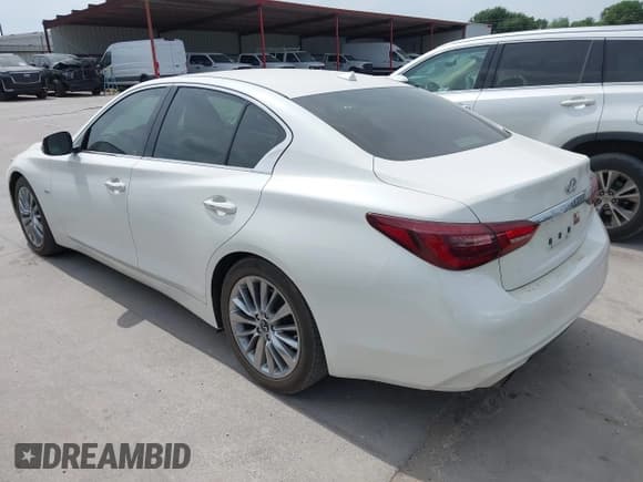 ✅ 2020 Infiniti Q50 Pure • VIN: JN1EV7AP7LM201535 • Lot: 42055768. Listed on IAAI with 49,296 mi. Free auction sales archive from the USA and detailed vehicle history report at DreamBid. Image 3.