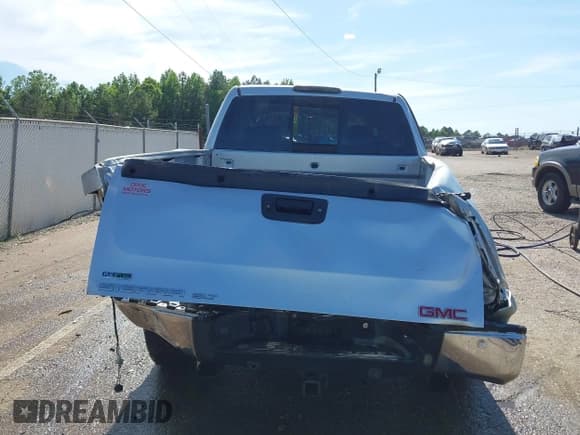 ✅ 2011 GMC Sierra 1500 SLT • VIN: 3GTP2WE33BG149547 • Лот: 42315182. Опубликован ранее на IAAI с пробегом 177 482 миль. Бесплатный доступ к архиву аукционных продаж из США и подробный отчёт об истории автомобиля на DreamBid. Изображение 18.