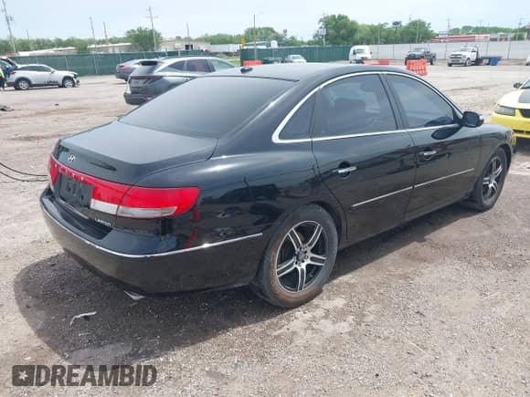 2008 Hyundai Azera Limited с VIN KMHFC46F78A318963, выставлен на аукционе IAAI как лот 42130920 с пробегом 104 412 миль миль и . История ставок и продаж доступна на DreamBid. Изображение 4.