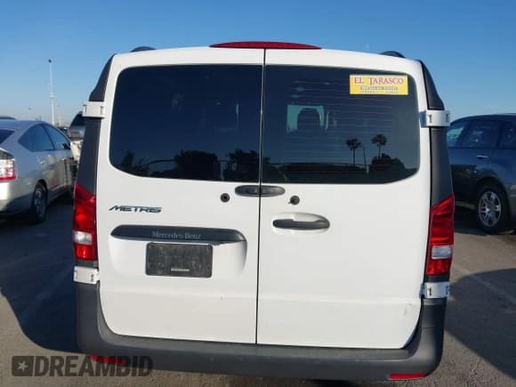 ✅ 2018 Mercedes-Benz Metris Cargo • VIN: WD3PG2EA4J3416795 • Лот: 43585977. Опубликован ранее на IAAI с пробегом 209 871 миль. Бесплатный доступ к архиву аукционных продаж из США и подробный отчёт об истории автомобиля на DreamBid. Изображение 16.