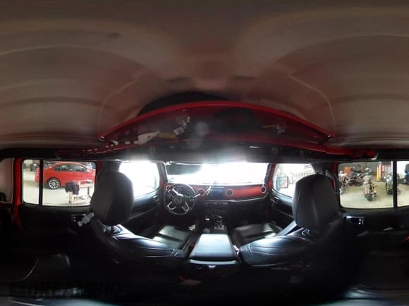 ✅ 2020 Jeep Gladiator Rubicon • VIN: 1C6JJTBG3LL125775 • Lot: 43206424. Listed on IAAI with 161,062 mi. Free auction sales archive from the USA and detailed vehicle history report at DreamBid. Image 19.