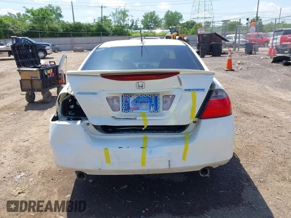 ✅ 2007 Honda Accord • VIN: JHMCN36567C003317 • Лот: 42275724. Опубликован ранее на IAAI с пробегом 218 169 миль. Бесплатный доступ к архиву аукционных продаж из США и подробный отчёт об истории автомобиля на DreamBid. Изображение 16.