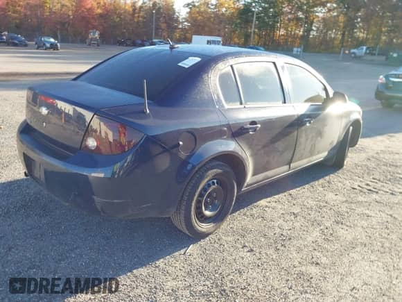 2010 Chevrolet Cobalt LS с VIN 1G1AB5F5XA7124552, выставлен на аукционе IAAI как лот 43423346 с пробегом Не указан миль и . История ставок и продаж доступна на DreamBid. Изображение 4.