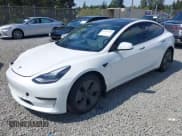 ✅ 2022 Tesla Model 3 Long Range • VIN: 5YJ3E1EB6NF110719 • Lot: 42172421. Wystawiony na IAAI z przebiegiem 44 772 mil. Bezpłatny archiwum sprzedaży aukcyjnych z USA i szczegółowy raport historii pojazdu na DreamBid. Zdjęcie 2.