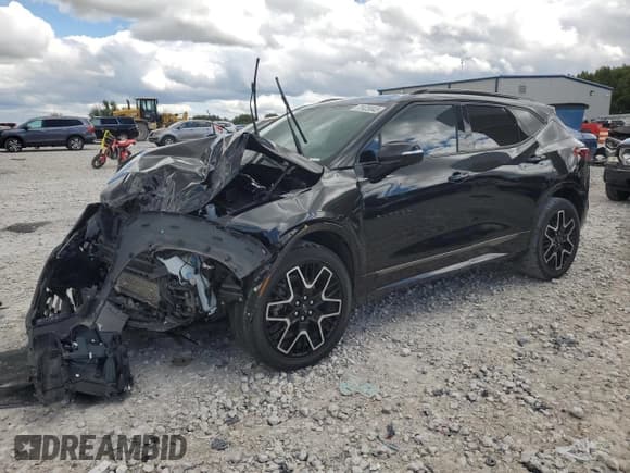 ✅ 2023 Chevrolet Blazer RS • VIN: 3GNKBERS0PS165903 • Лот: 71425845. Опубликован ранее на Copart с пробегом Не указан. Бесплатный доступ к архиву аукционных продаж из США и подробный отчёт об истории автомобиля на DreamBid. Изображение 1.