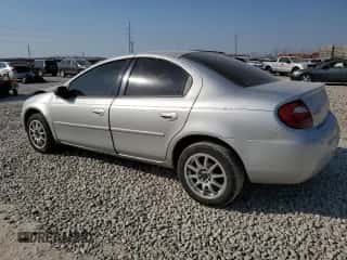 2005 Dodge Neon SXT with VIN 1B3ES56C85D193143, listed as a Copart auction lot 48652435 with 61,437 mi miles and Salvage title. Bid and sale history available at DreamBid. Image 2.