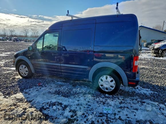 ✅ 2013 Ford Transit Connect XLT • VIN: NM0LS7DN6DT138276 • Lot: 95903615. Listed on Copart with 175,511 mi. Free auction sales archive from the USA and detailed vehicle history report at DreamBid. Image 2.