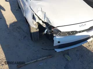 ✅ 2022 Kia Forte LXS • VIN: 3KPF24AD3NE431153 • Lot: 43601389. Wystawiony na IAAI z przebiegiem 112 033 mil. Bezpłatny archiwum sprzedaży aukcyjnych z USA i szczegółowy raport historii pojazdu na DreamBid. Zdjęcie 6.