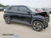 ✅ 2025 Hyundai Venue SEL • VIN: KMHRC8A39SU346089 • Lot: 55675275. Listed on Copart with 7,013 mi. Free auction sales archive from the USA and detailed vehicle history report at DreamBid. Image 4.