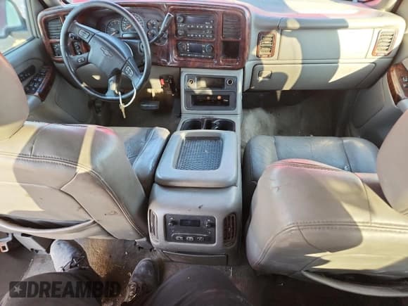✅ 2003 Chevrolet Silverado 2500HD LS • VIN: 1GCHK23133F248466 • Lot: 85542605. Listed on Copart with 357,980 mi. Free auction sales archive from the USA and detailed vehicle history report at DreamBid. Image 8.